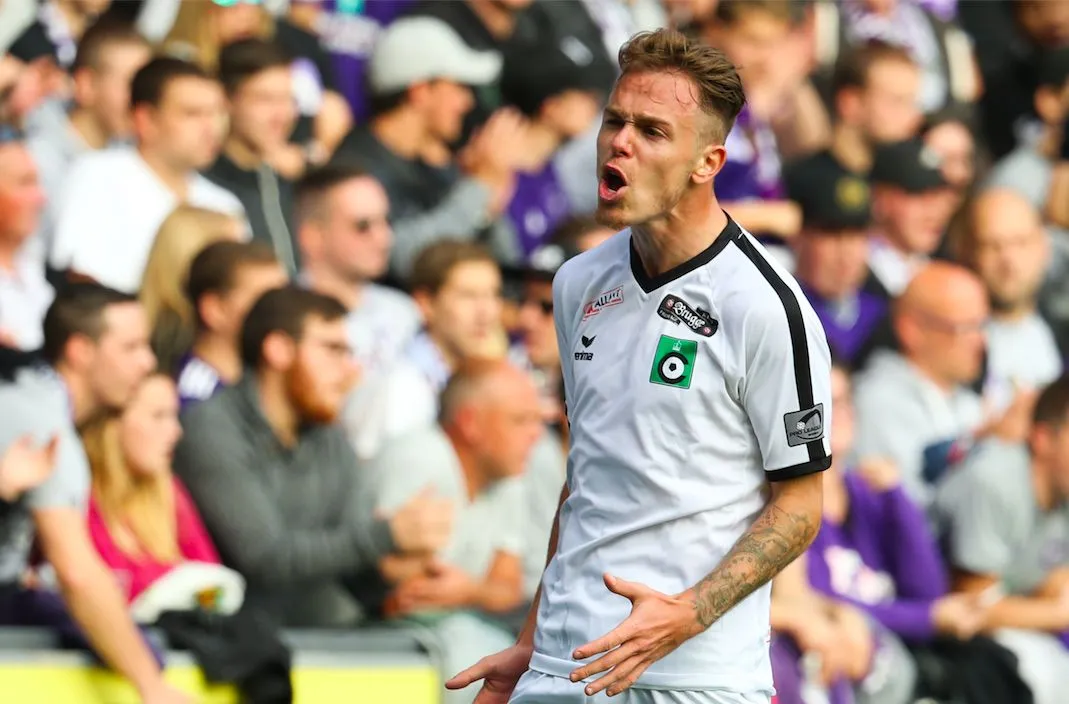 Cardona risque gros après son drapeau planté sur la pelouse de Bruges