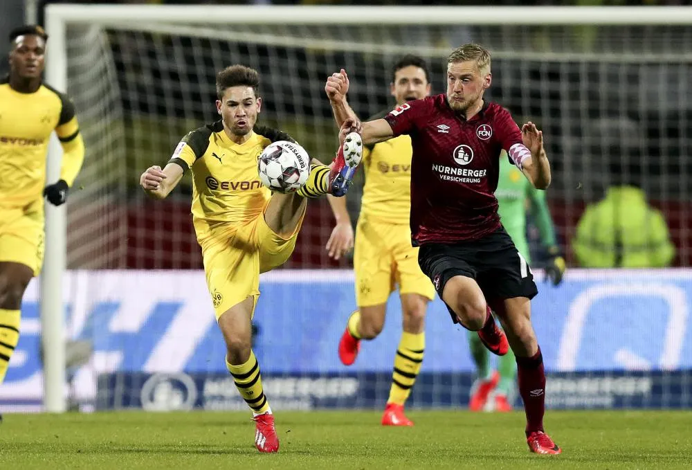 Dortmund rate le coche à Nuremberg