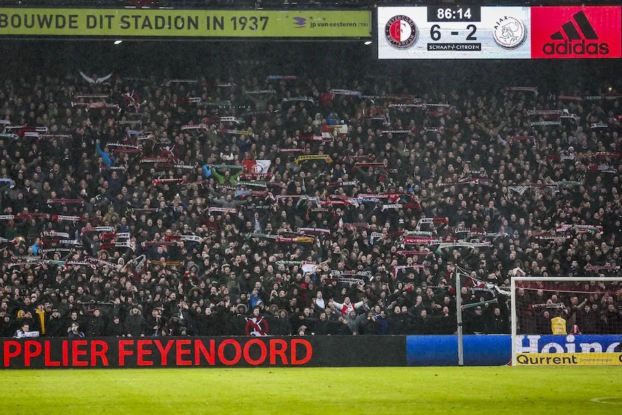 Un fan de Feyenoord interdit de stade pour avoir renvoyé un ballon vers le terrain