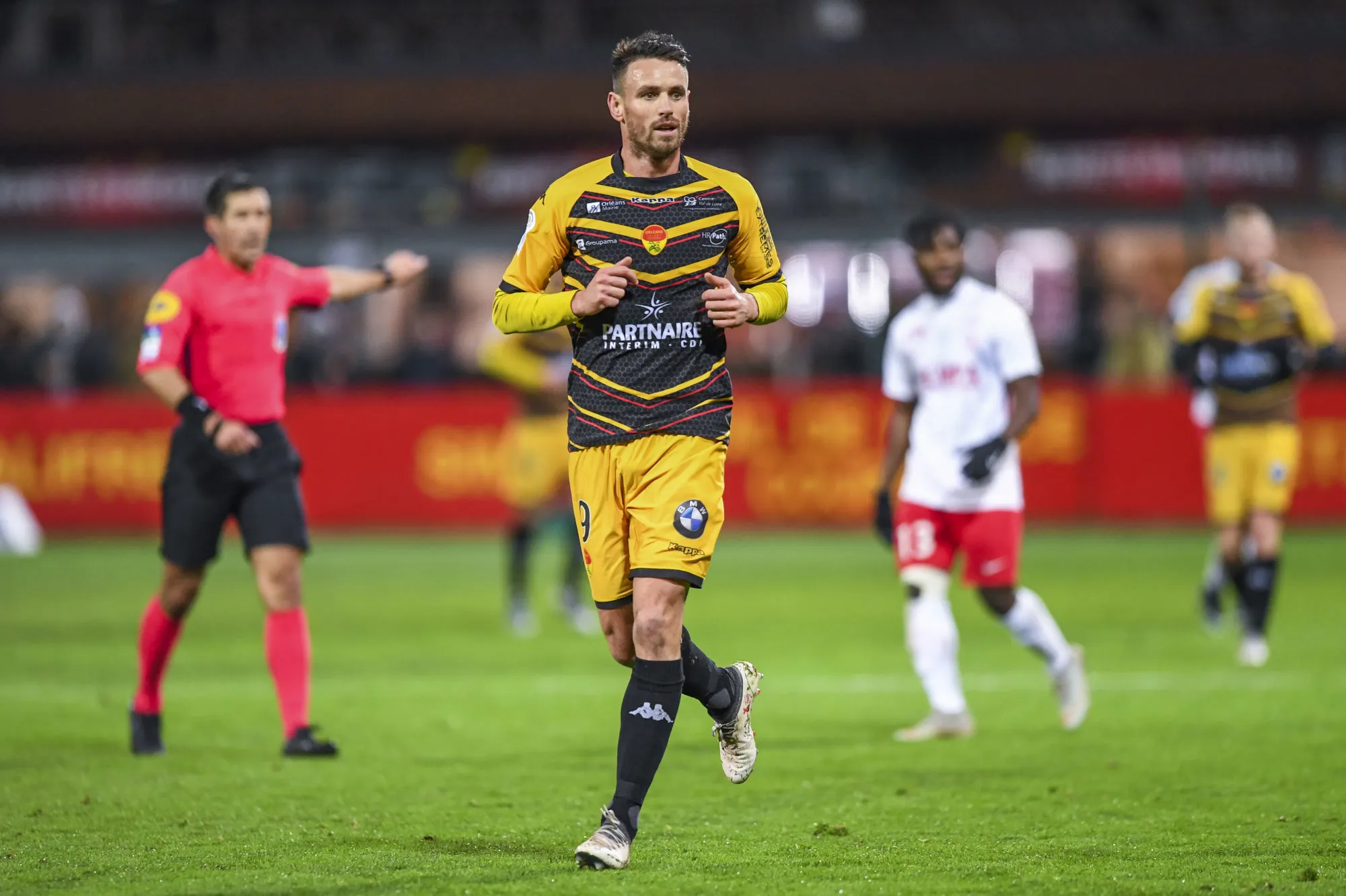 Pronostic Orléans Red Star : Analyse, prono et cotes du match de Ligue 2