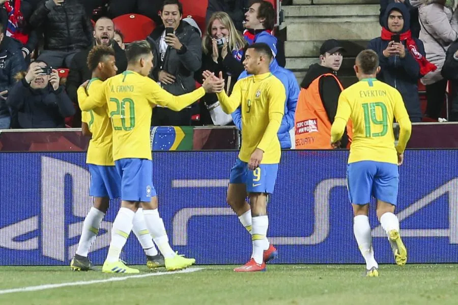 Un maillot blanc pour le Brésil à la Copa América