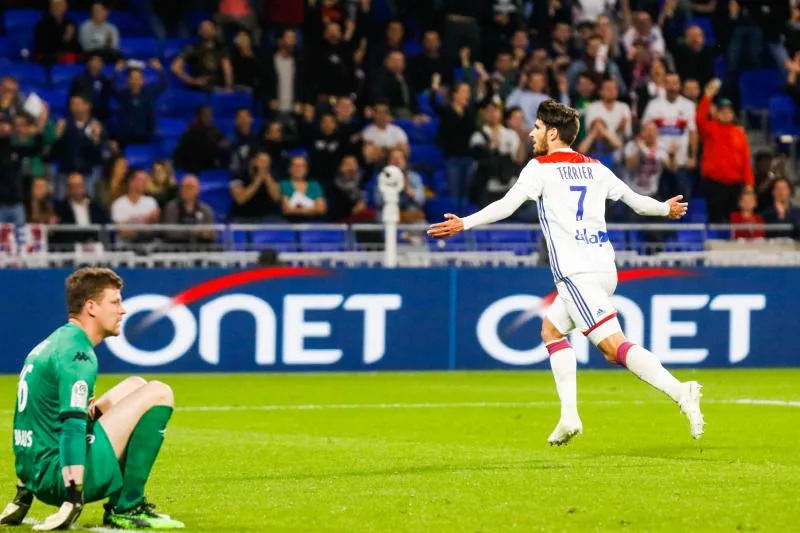 Lyon reprend ses esprits face au SCO