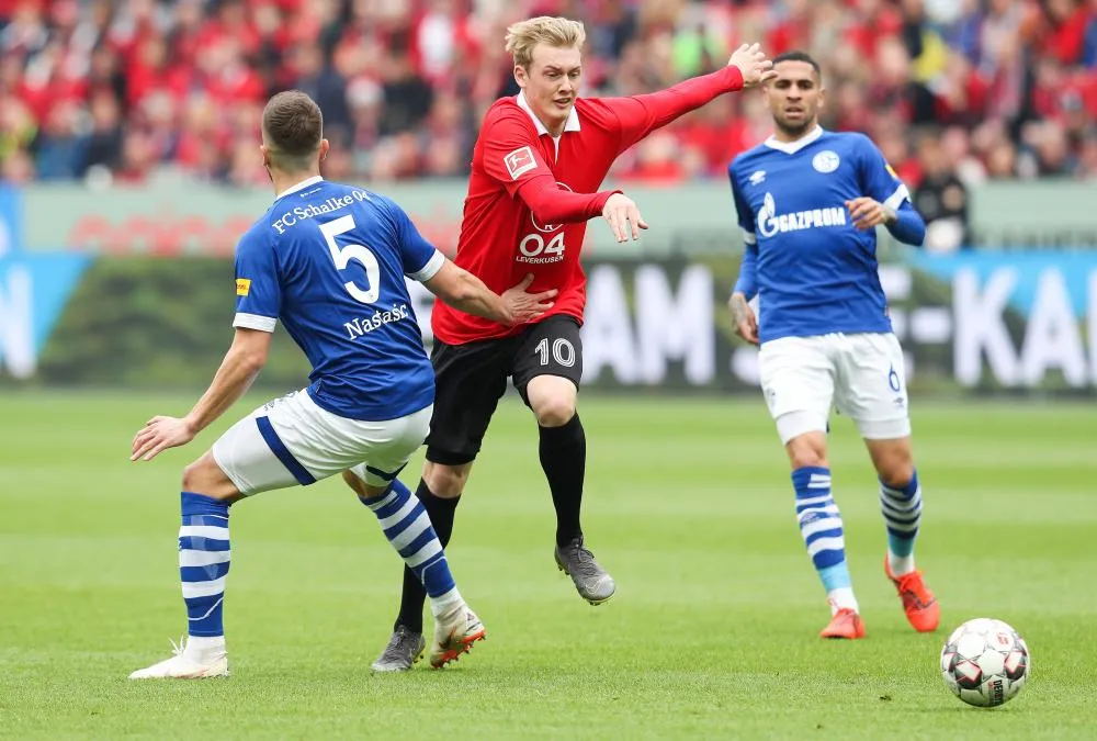 Julian Brandt arrive à Dortmund
