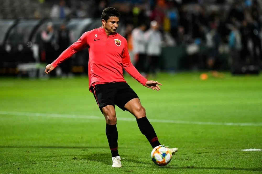 La Chine va naturaliser Elkeson