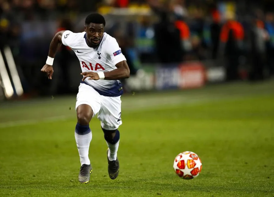 Aurier dans le viseur de Monaco ?