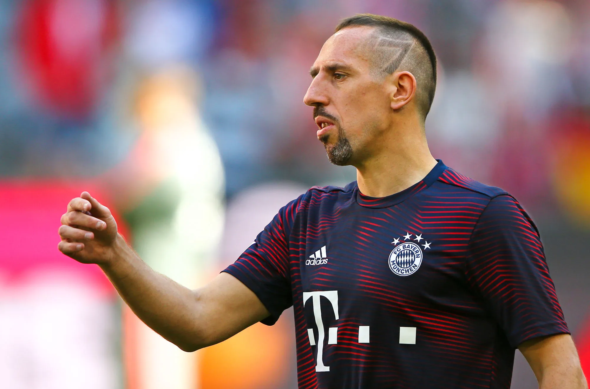 Le Bayern Munich officialise le départ de Ribéry