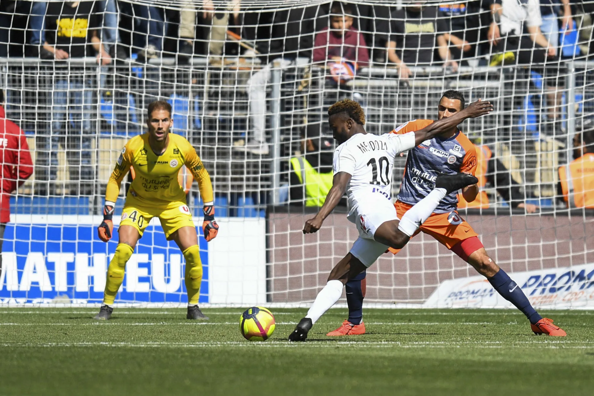 Montpellier accroché par Amiens, Dijon écrasé à Nantes