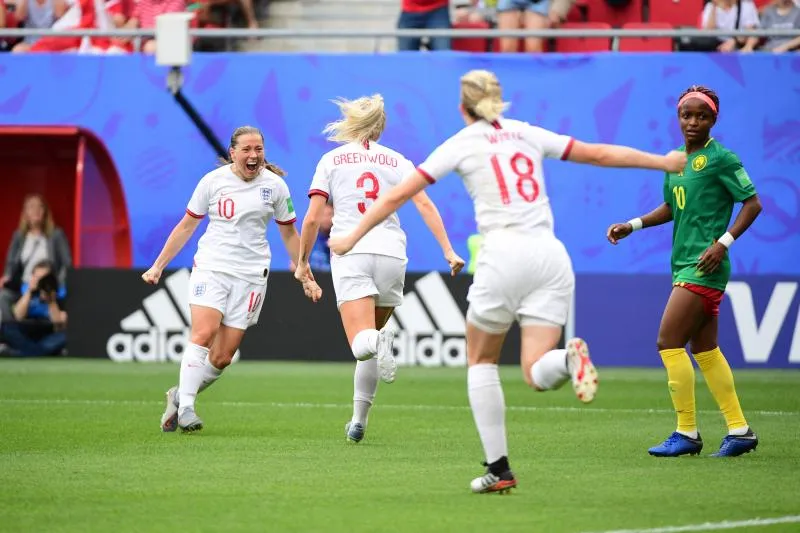 Bien aidée par la VAR, l&rsquo;Angleterre file en quarts