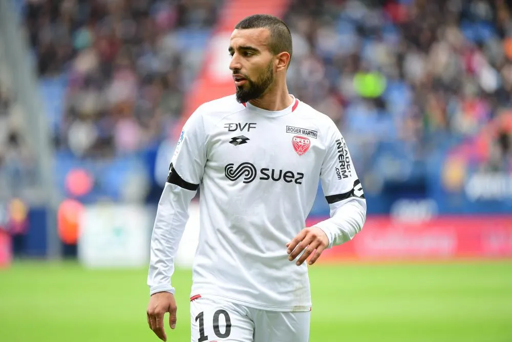 Sliti : «<span style="font-size:50%"> </span>Il y a quand même une différence entre les deux divisions<span style="font-size:50%"> </span>»