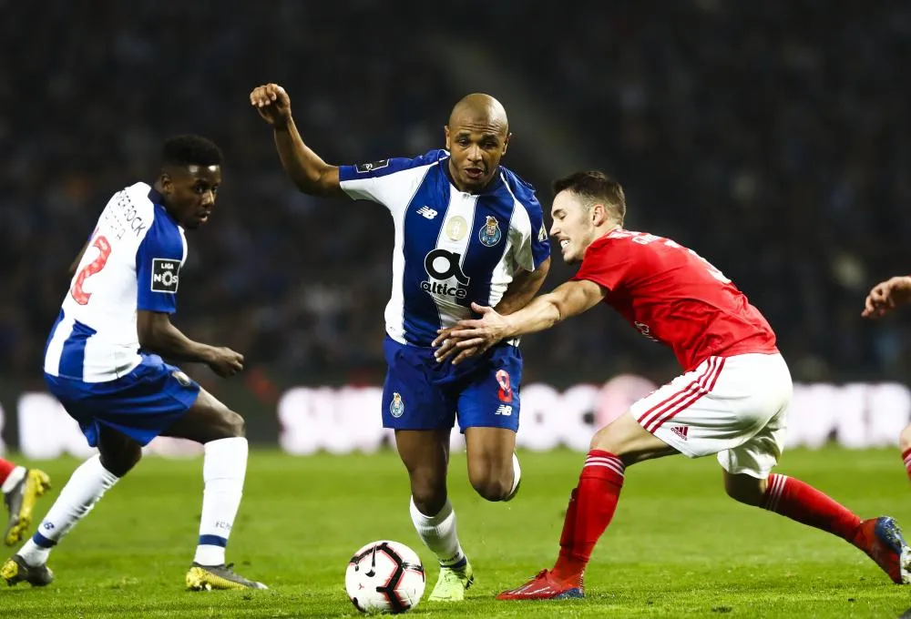 Porto versera 2M d’euros à Benfica pour avoir divulgué des courriers internes
