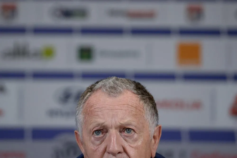 Aulas répond à Corinne Diacre