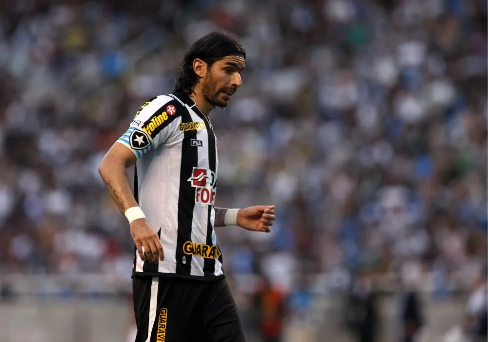 Sebastián Abreu revient au pays et signe dans son trentième club