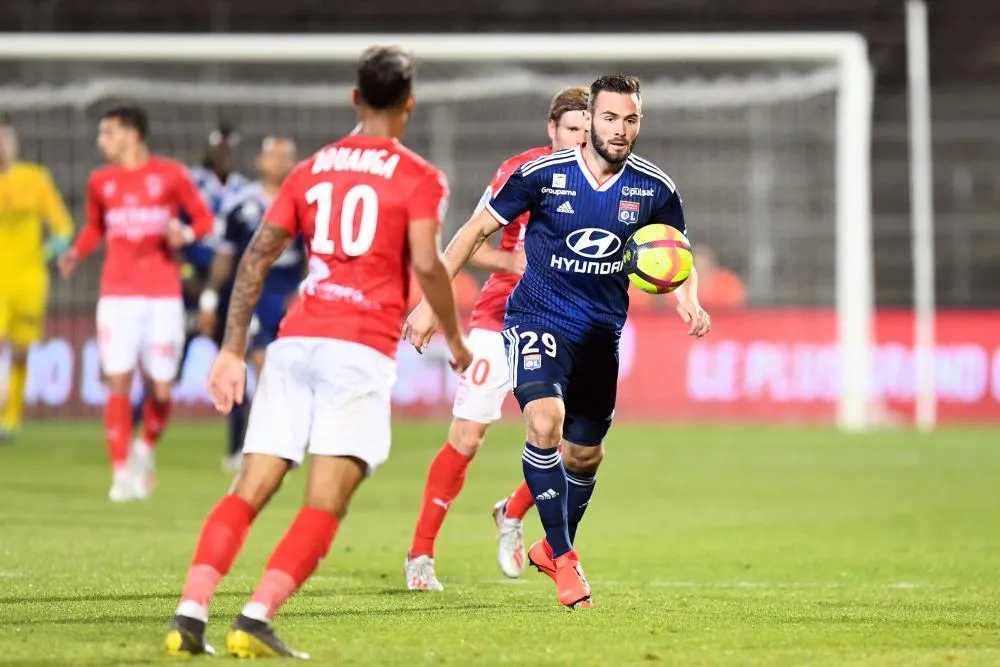 Juninho : «<span style="font-size:50%">&nbsp;</span>On compte sur Tousart<span style="font-size:50%">&nbsp;</span>»