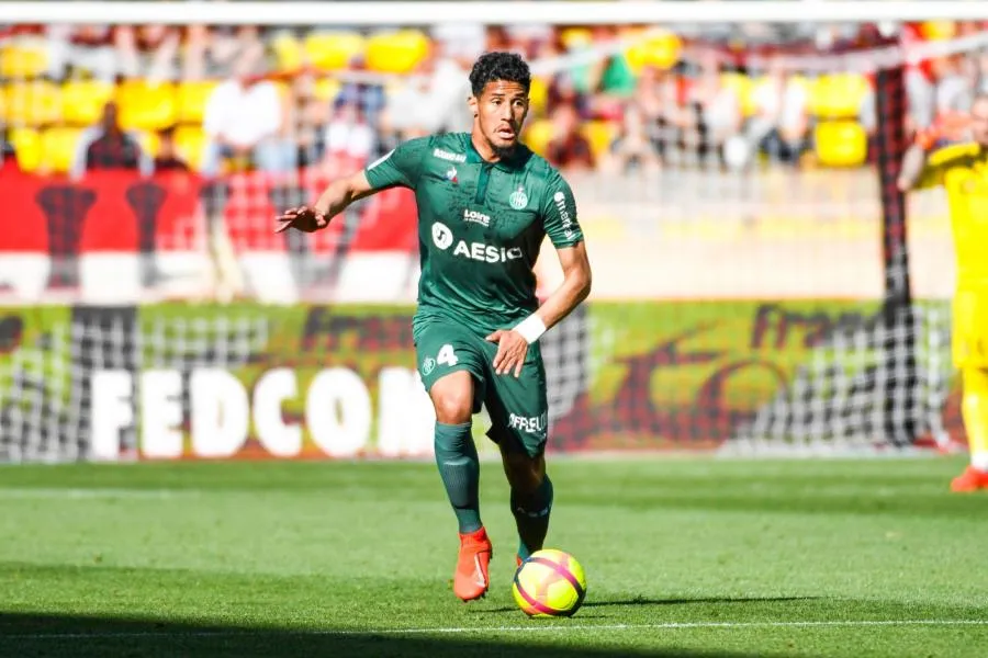 Tottenham s’invite dans la danse pour Saliba