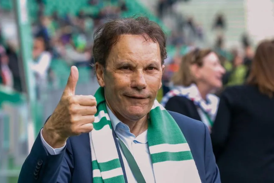 Roland Romeyer ouvre la voie au peloton du Tour de France