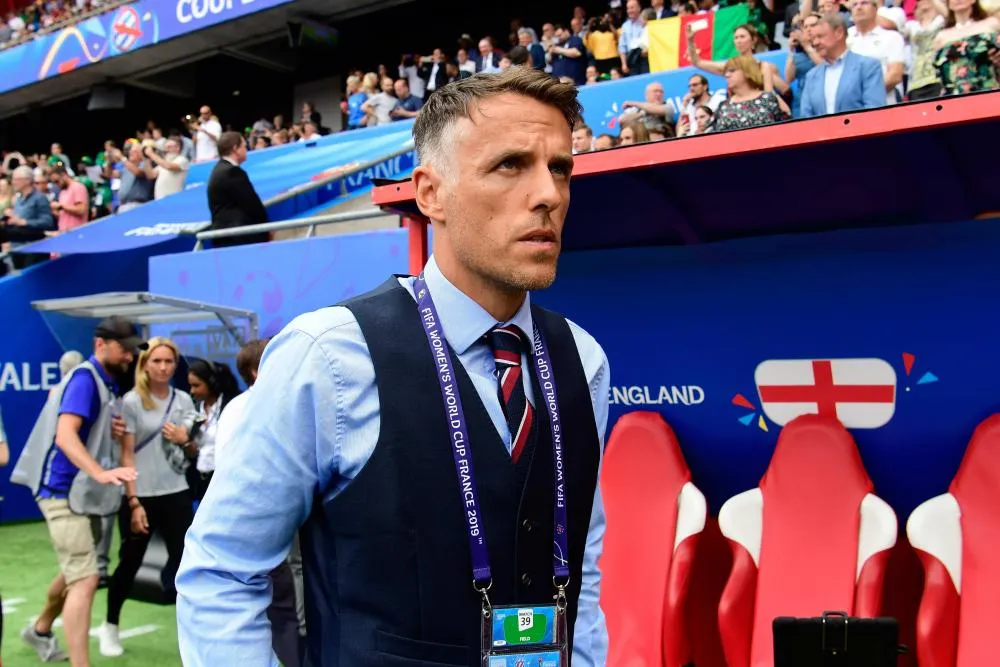 Phil Neville : «<span style="font-size:50%">&nbsp;</span>J&rsquo;ai totalement honte de l&rsquo;attitude de nos adversaires<span style="font-size:50%">&nbsp;</span>»