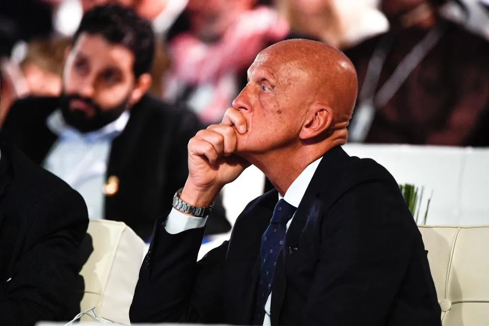 Pierluigi Collina défend la VAR