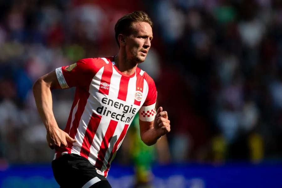 Luuk de Jong rejoint Séville