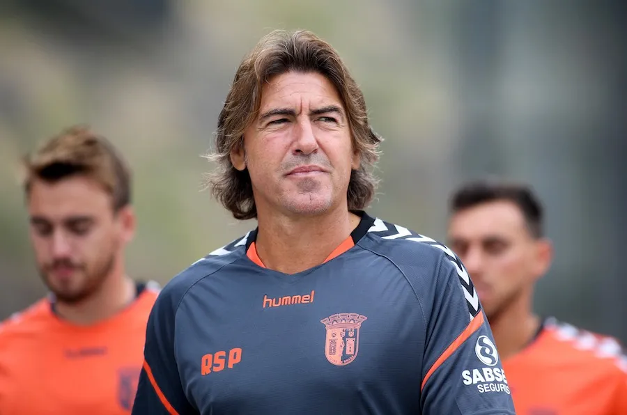 Ricardo Sá Pinto viré d&rsquo;un avion par la police