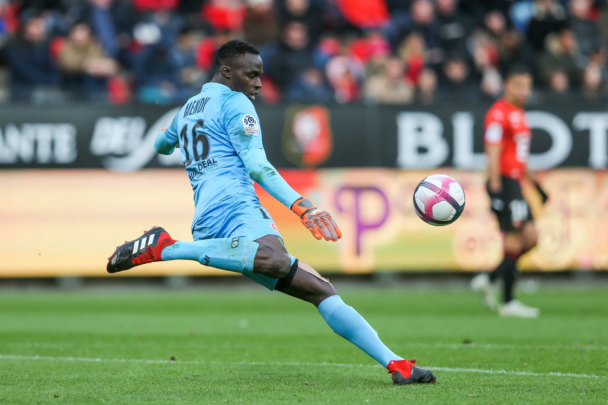 Koubek s’en va de Rennes, Mendy arrive