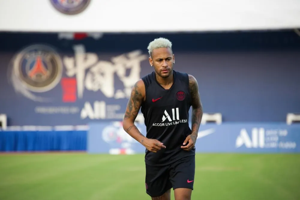 Piqué : «<span style="font-size:50%">&nbsp;</span>C’est à Neymar de s’exprimer<span style="font-size:50%">&nbsp;</span>»