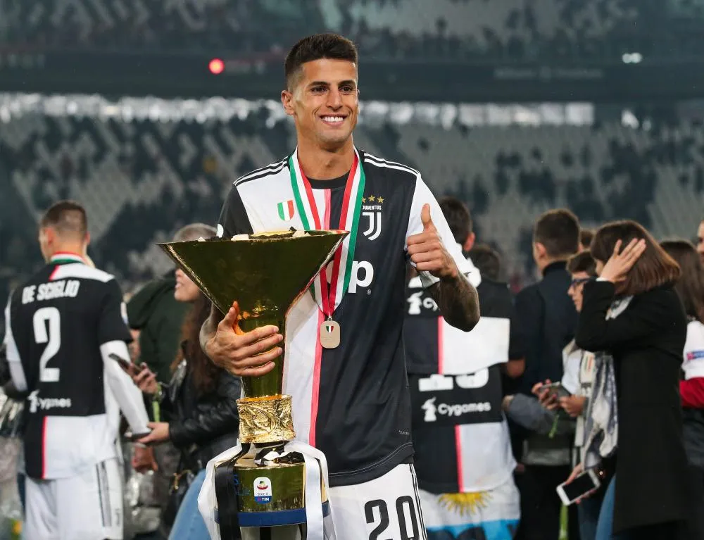 Danilo à la Juve, Cancelo à Manchester City