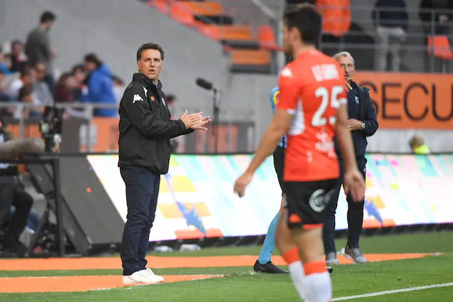 Lorient cartonne le Paris FC
