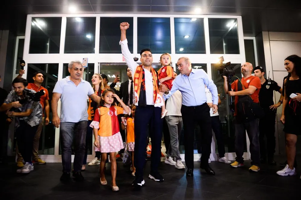 Falcao officiellement à Galatasaray