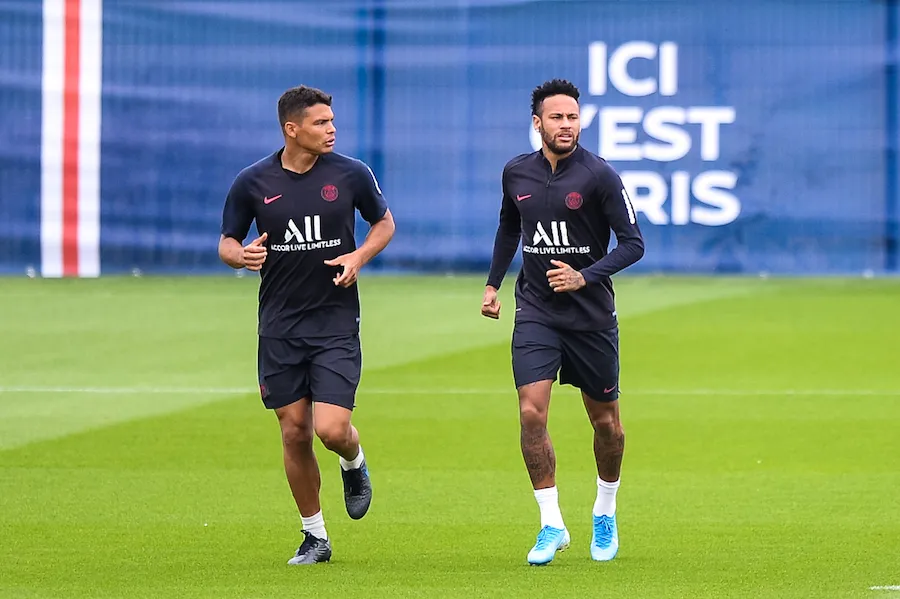 Thiago Silva : «<span style="font-size:50%"> </span>Neymar a commis des erreurs<span style="font-size:50%"> </span>»
