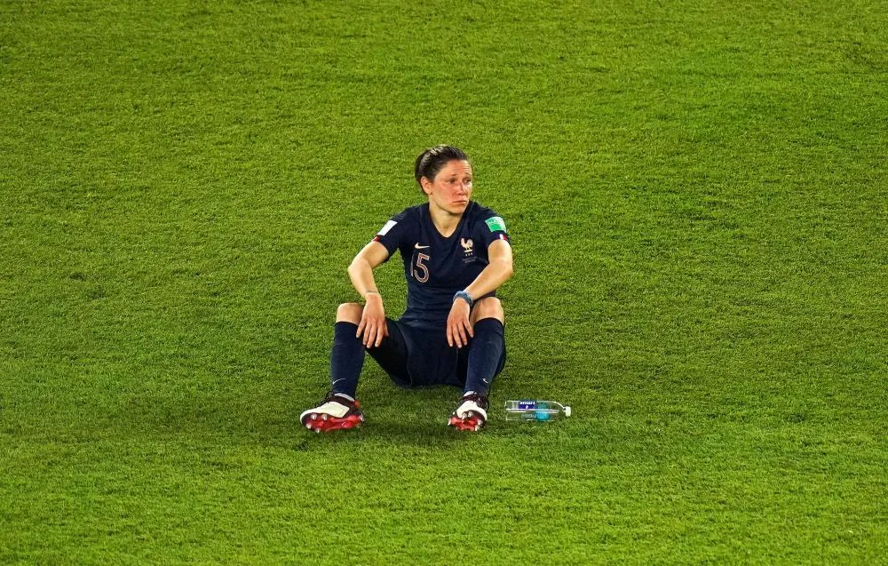 Elise Bussaglia annonce sa retraite internationale