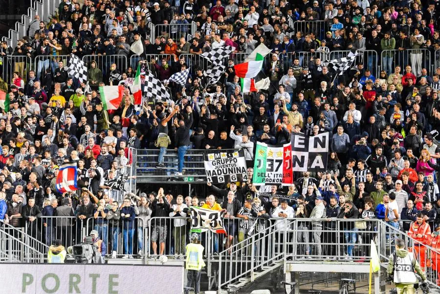 Dix ans d&rsquo;interdiction de stade pour 38 ultras de la Juventus