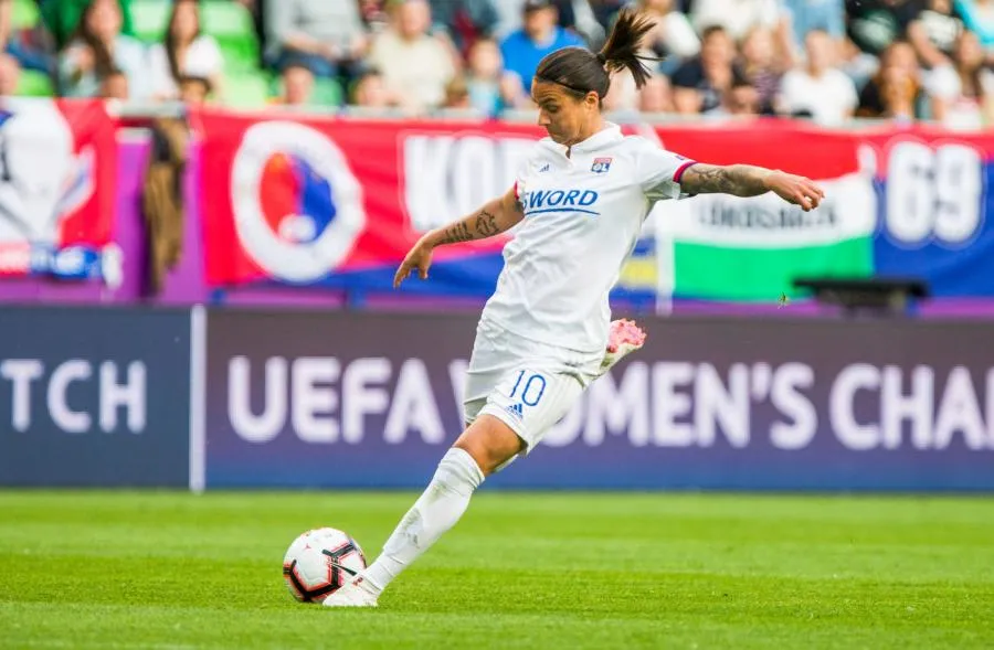 D1 féminine : trois avions et des réactions