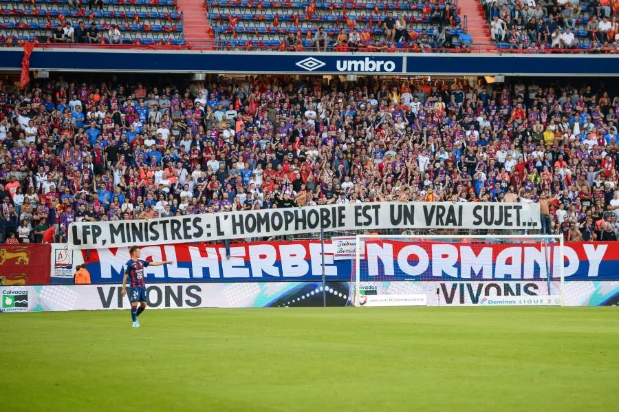 Julien Pontes : «<span style="font-size:50%">&nbsp;</span>Il faut expliquer aux gens ce qu’est l&rsquo;homophobie<span style="font-size:50%">&nbsp;</span>»