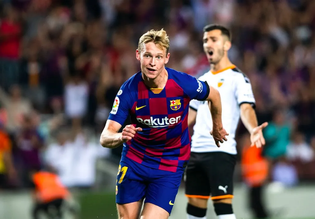 Mais qu’est-ce qui cloche entre Frenkie de Jong et le jeu du Barça ?