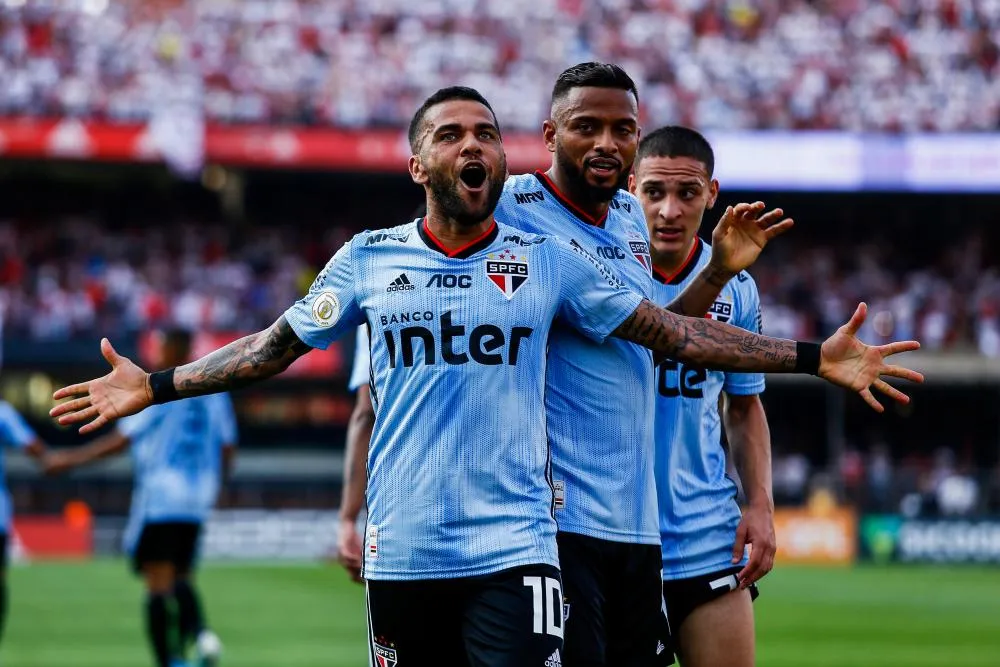 Dani Alves : « Je suis là pour construire<span style="font-size:50%">&nbsp;</span>»