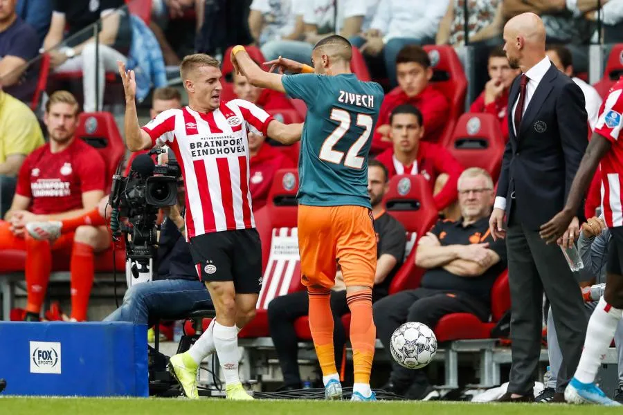Le PSV et l&rsquo;Ajax se tirent la bourre