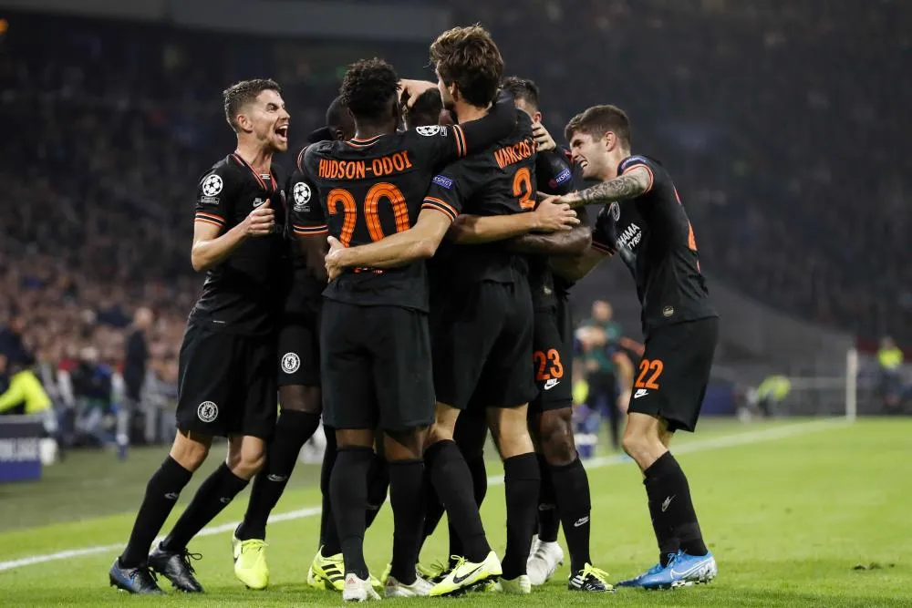 L&rsquo;étrange geste d&rsquo;affection de Jorginho pour Batshuayi