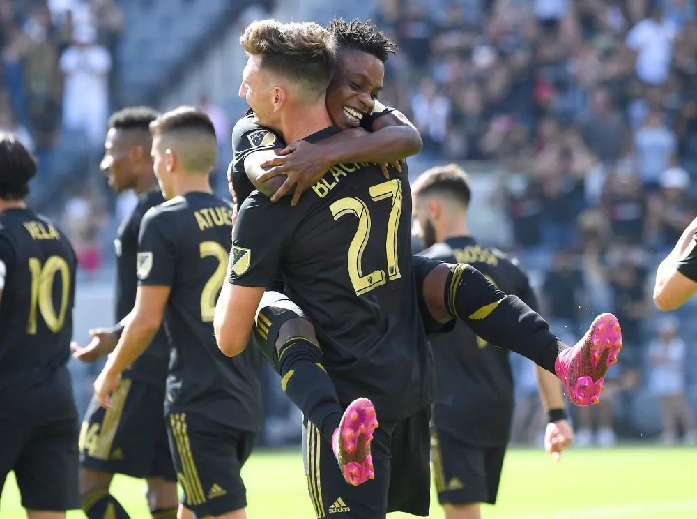 Le LAFC triomphe des Galaxy et fonce en finale de la conférence ouest