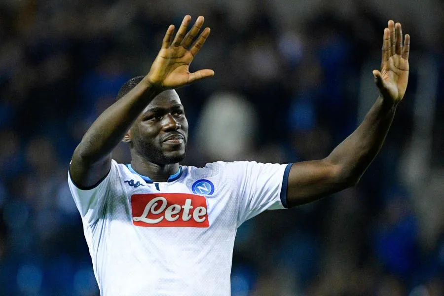 Koulibaly : «<span style="font-size:50%">&nbsp;</span>Quitter le foot italien, ça serait donner raison aux racistes<span style="font-size:50%">&nbsp;</span>»