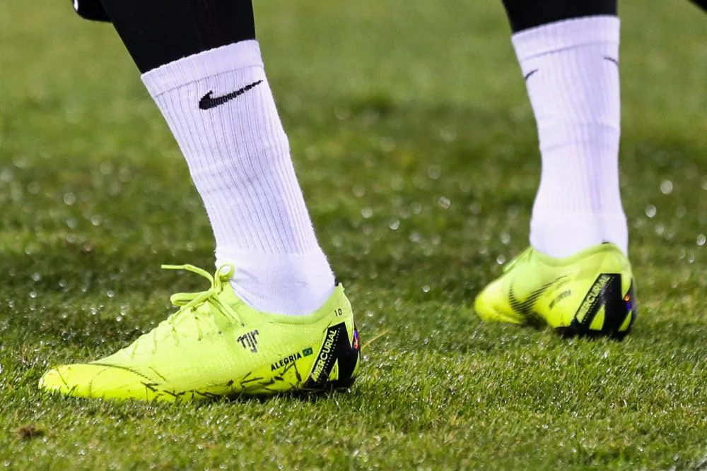 Nike, Adidas et Puma se partagent 99% des crampons portés en Ligue 1