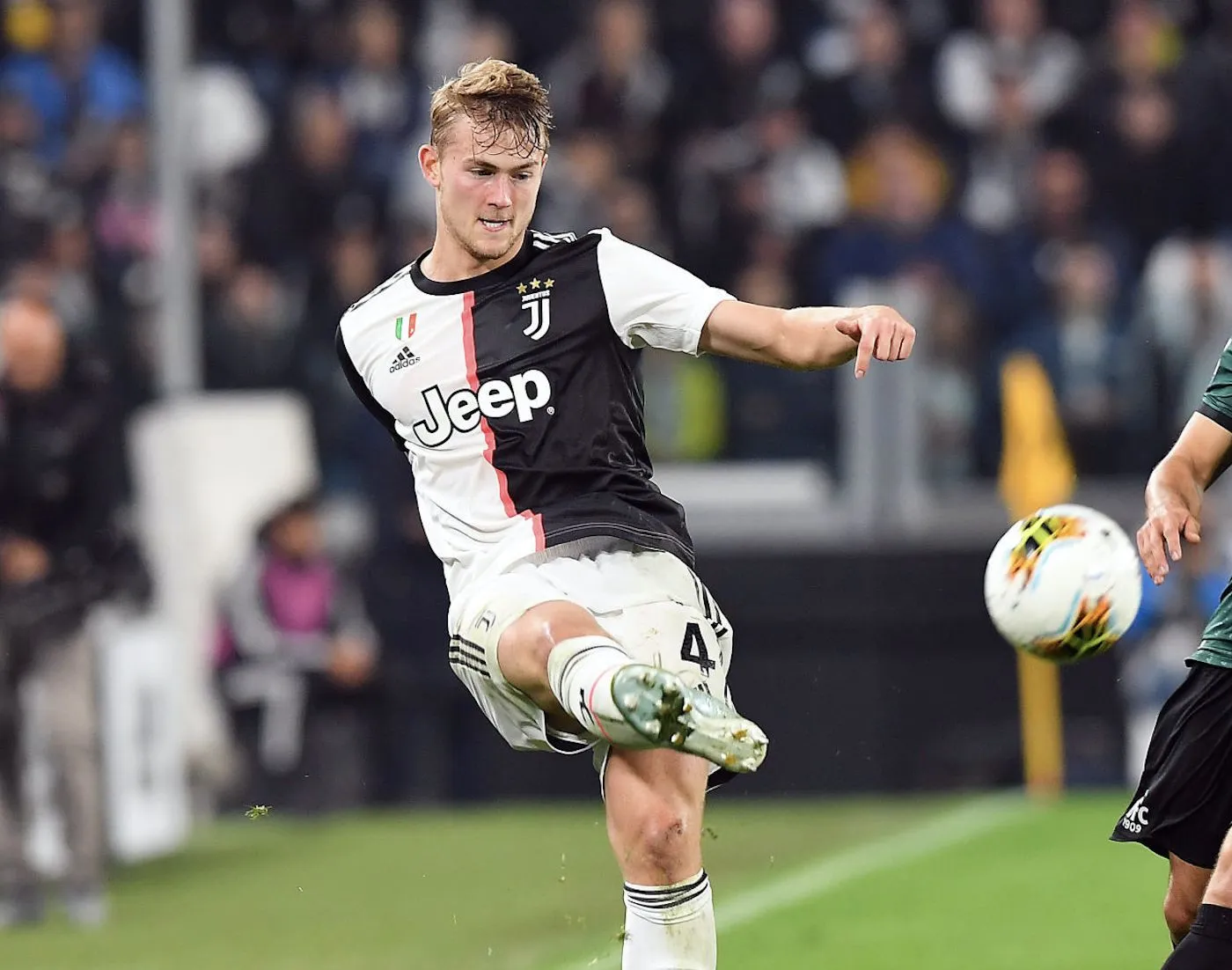 Selon Colonnese, De Ligt est «<span style="font-size:50%"> </span>un désastre<span style="font-size:50%"> </span>»