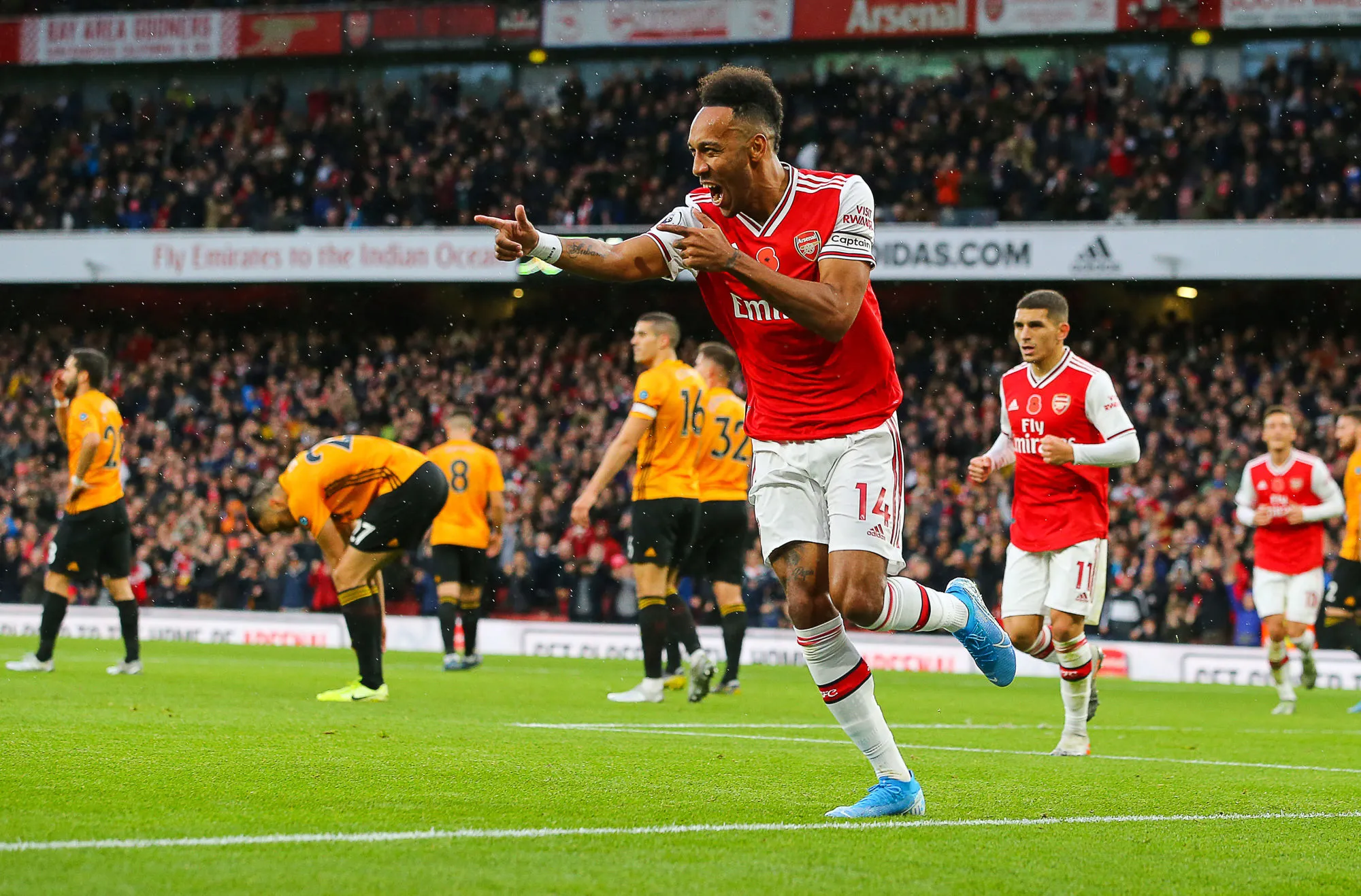 Aubameyang plus rapide qu&rsquo;Henry pour atteindre les 50 buts avec Arsenal