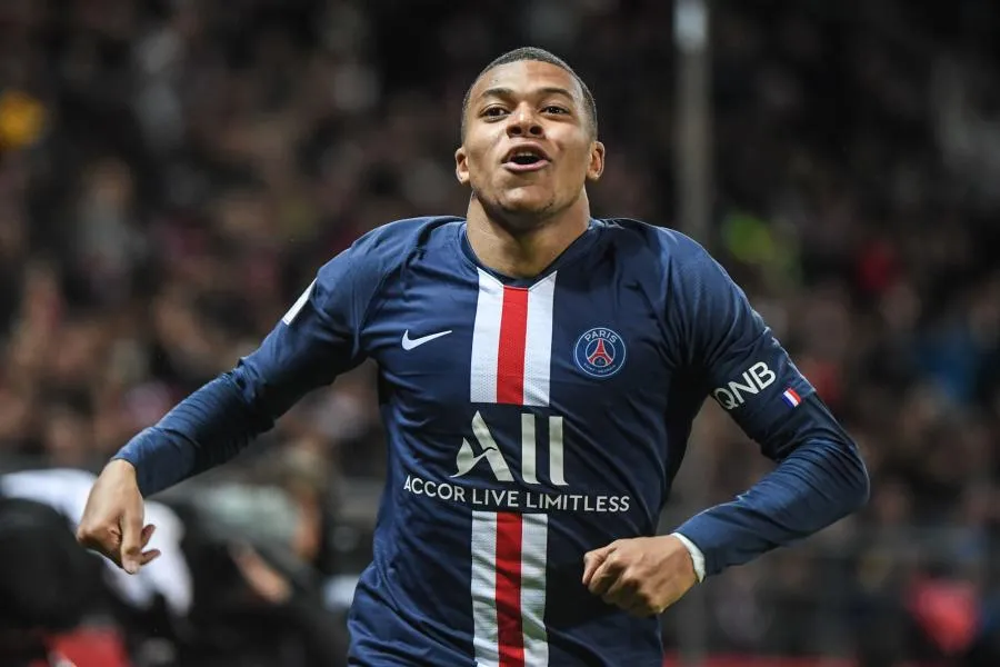 Pour conserver Mbappé, le PSG lui propose le même salaire que Neymar