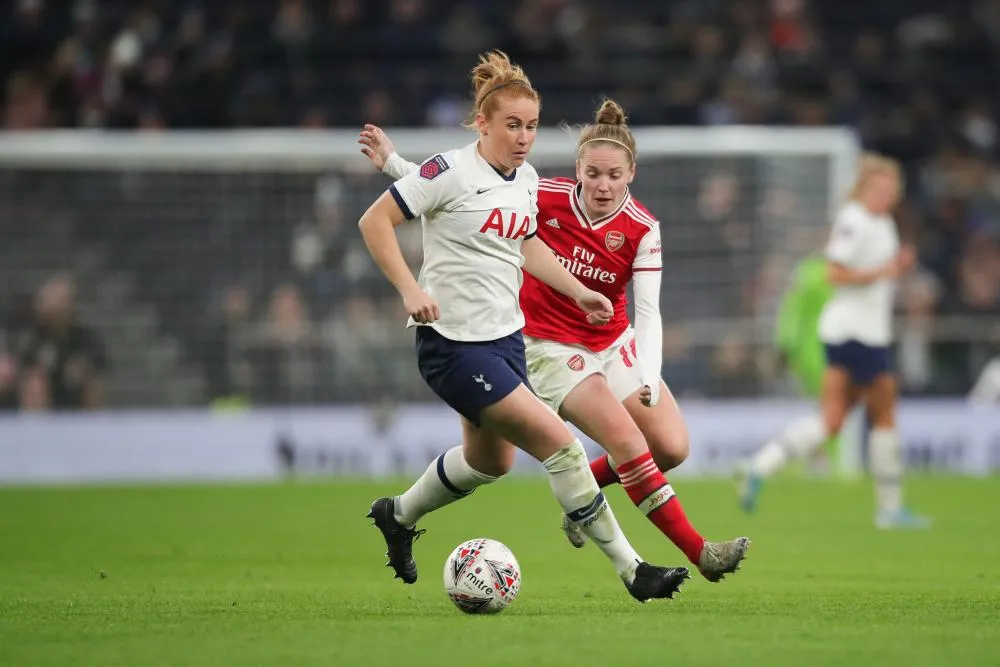 Le très beau but de Kim Little avec les féminines d'Arsenal