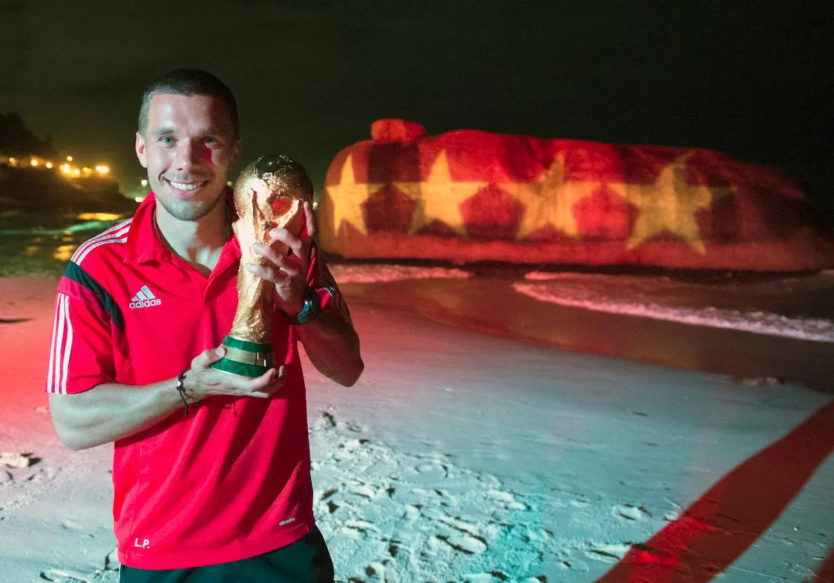 Lukas Podolski : «<span style="font-size:50%">&nbsp;</span>Champion du monde, c&rsquo;est pas écrit sur mon front, hein !<span style="font-size:50%">&nbsp;</span>»
