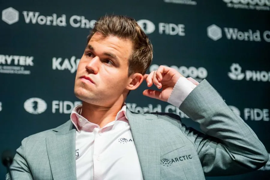 Le roi des échecs Magnus Carlsen règne sur la Fantasy Premier League