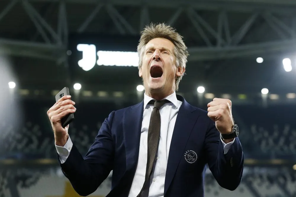 Edwin van der Sar en parcage à Pierre-Mauroy