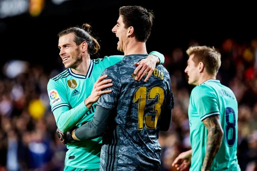 Courtois prend la défense de Bale