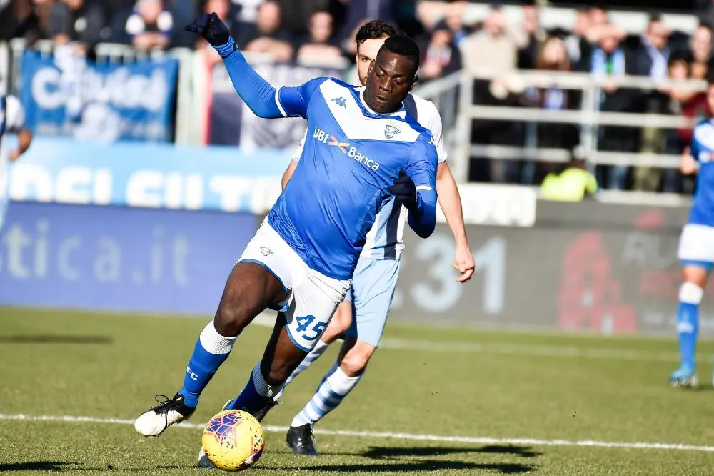 «<span style="font-size:50%"> </span>Honte à vous !<span style="font-size:50%"> </span>» : Balotelli clame son indignation après de nouveaux cris racistes
