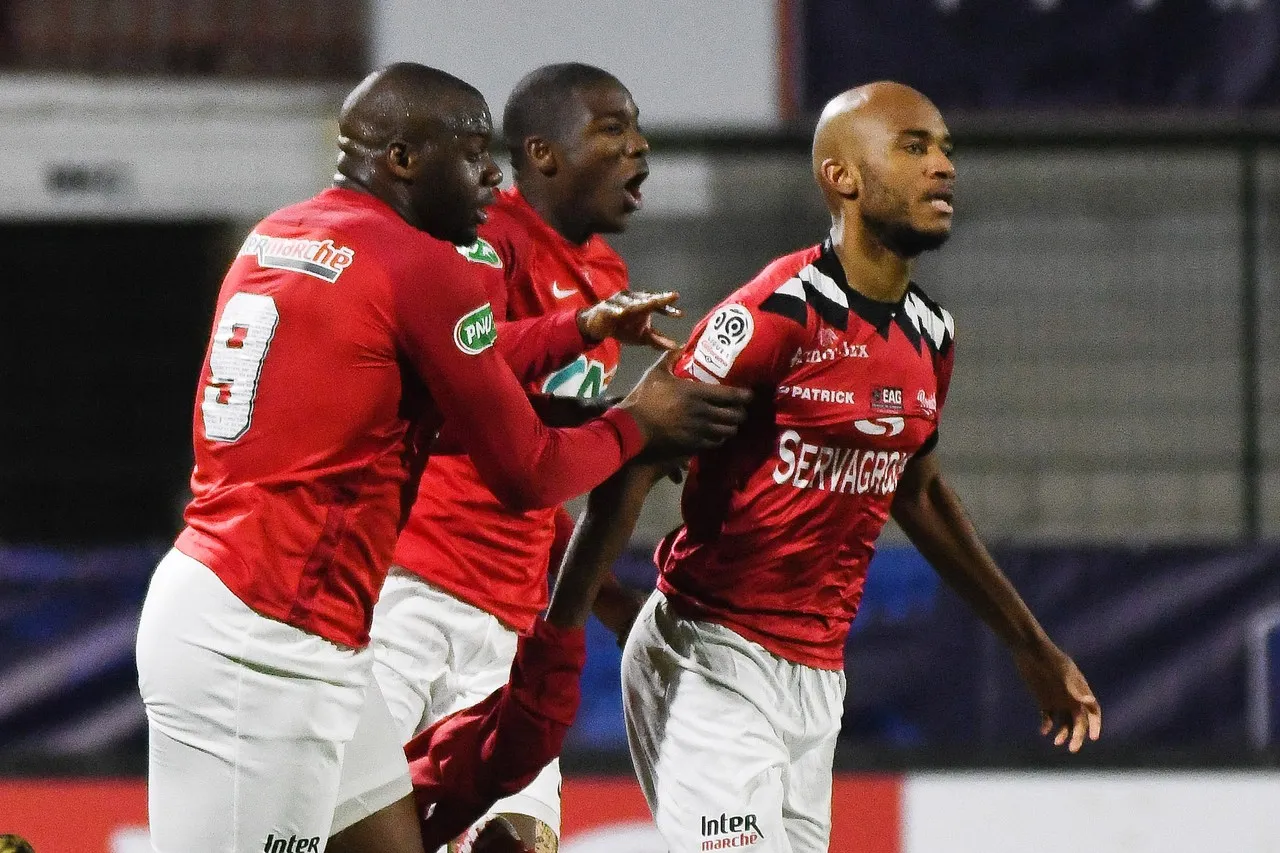 Fred Dembi : «<span style="font-size:50%"> </span>Ce maillot, je l’ai porté comme une deuxième peau<span style="font-size:50%"> </span>»